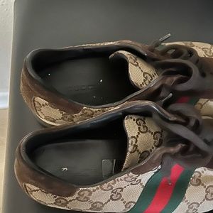 Vintage gucci sneakers